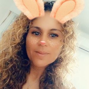 Meet your Posher, Edith